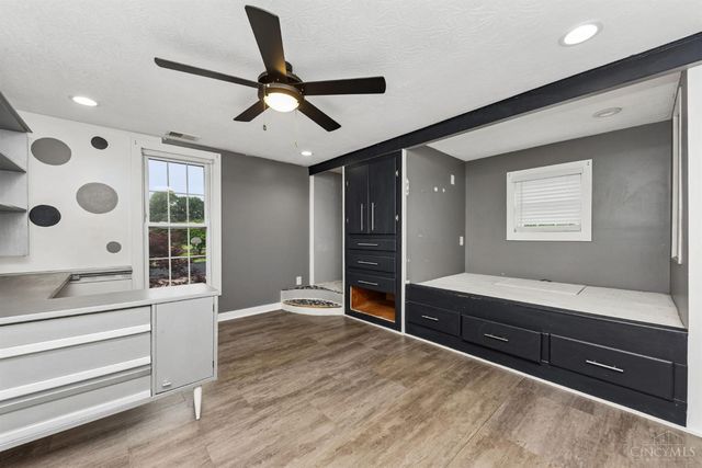 128 S East Street, Bethel, OH 45106