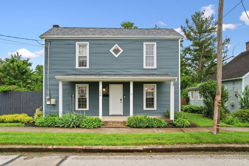 128 S East Street, Bethel, OH 45106