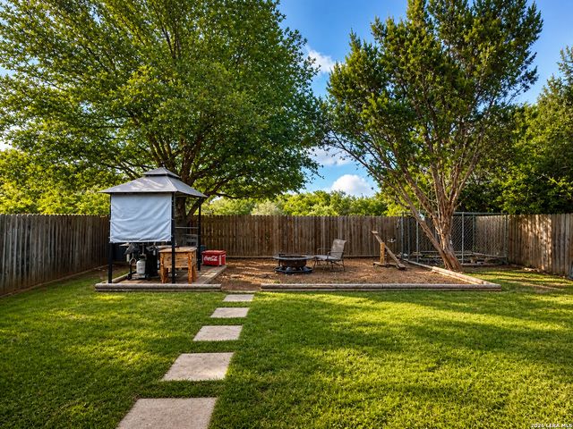 25630 Presidio Aly, Boerne, TX 78015