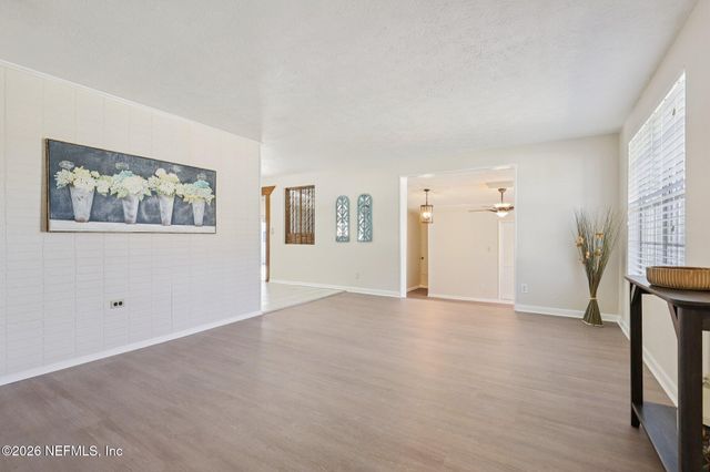 7004 WAIKIKI Road, Jacksonville, FL 32216