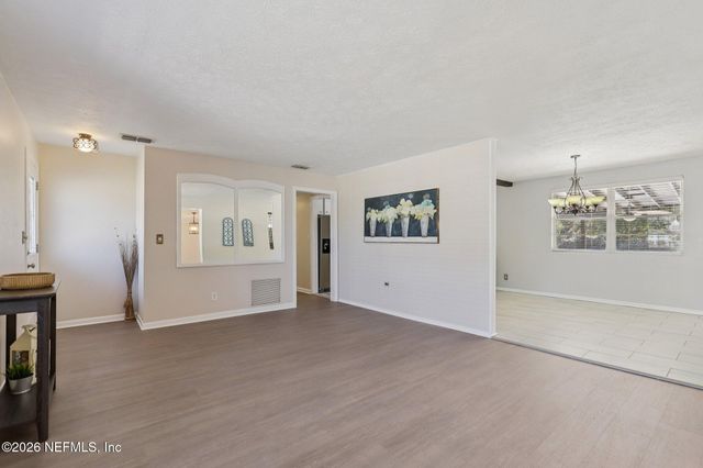 7004 WAIKIKI Road, Jacksonville, FL 32216