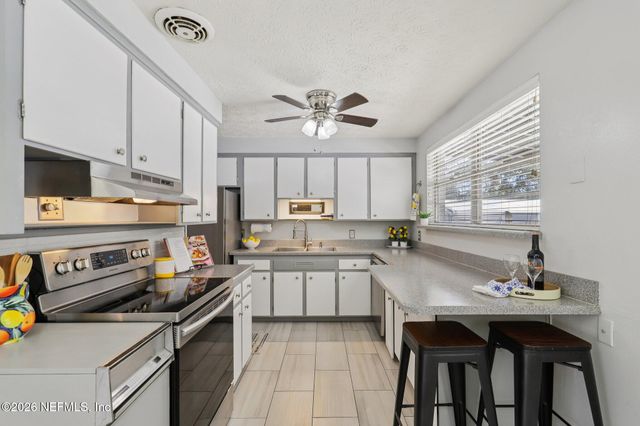 7004 WAIKIKI Road, Jacksonville, FL 32216