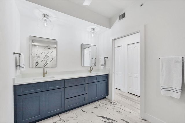 9203 GRIGGS ROAD 204, Englewood, FL 34224