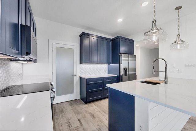 9203 GRIGGS ROAD 204, Englewood, FL 34224