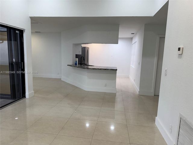 17340 NW 63rd Ave, Hialeah, FL 33015