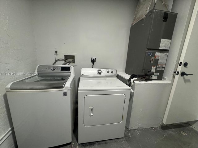 17340 NW 63rd Ave, Hialeah, FL 33015