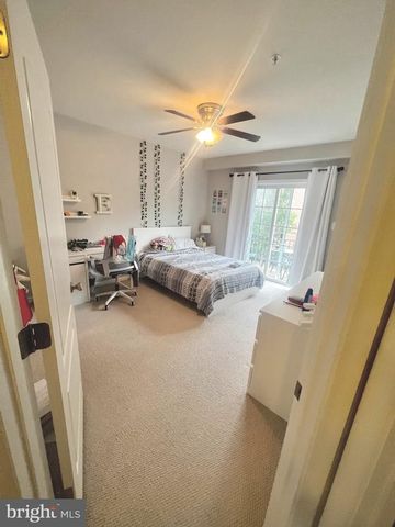 19251 HARLOW SQ, Leesburg, VA 20176
