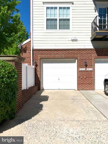 19251 HARLOW SQ, Leesburg, VA 20176
