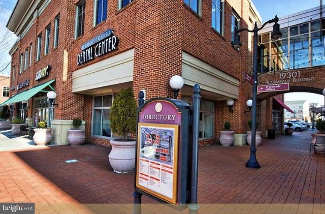 19251 HARLOW SQ, Leesburg, VA 20176