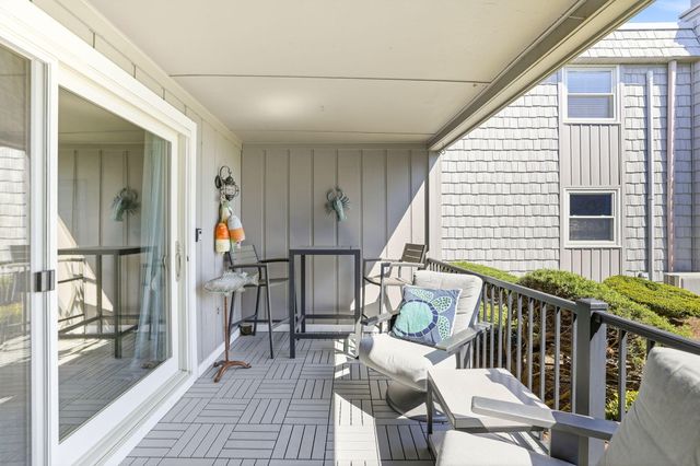 112 Old Wharf Road APT C1, Dennis Port, MA 02639