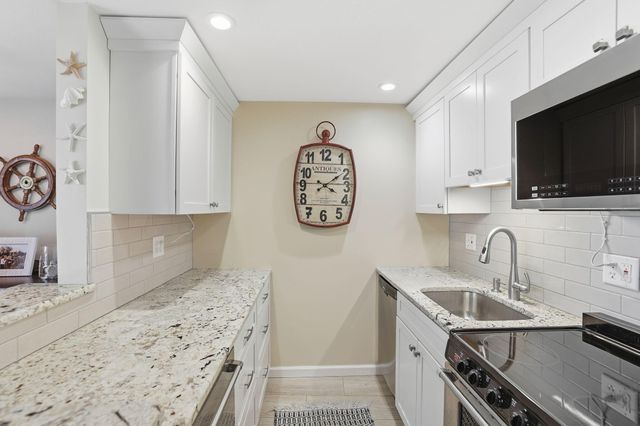 112 Old Wharf Road APT C1, Dennis Port, MA 02639