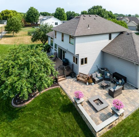 20585 Islandview Circle, Lakeville, MN 55044