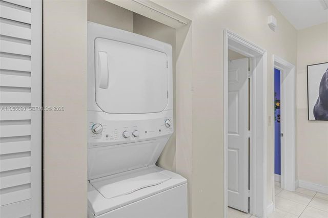 12045 NW 20th Ave, Miami, FL 33167