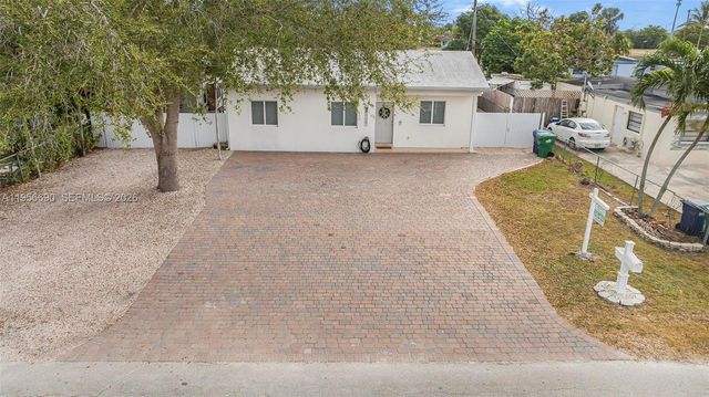 12045 NW 20th Ave, Miami, FL 33167