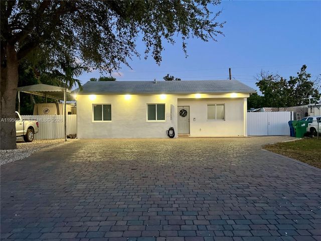 12045 NW 20th Ave, Miami, FL 33167