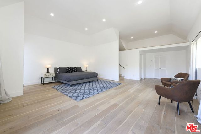 8581 Cole Crest Drive, Los Angeles, CA 90046