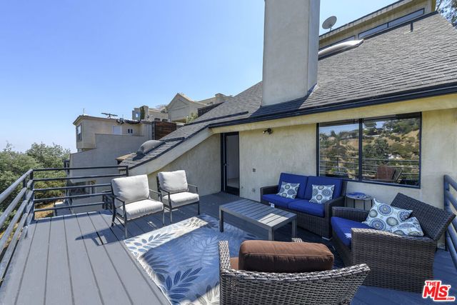 8581 Cole Crest Drive, Los Angeles, CA 90046
