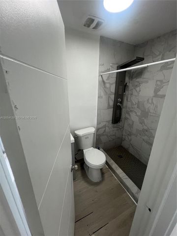 2560 WILMINGTON ST 2, Opa-locka, FL 33054
