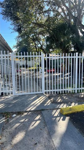 2560 WILMINGTON ST 2, Opa-locka, FL 33054