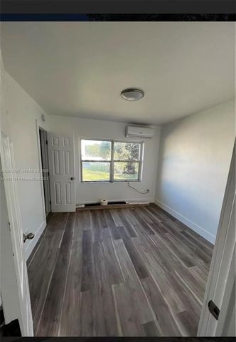 2560 WILMINGTON ST 2, Opa-locka, FL 33054