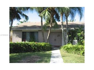 11020 SW 141 AV, Miami, FL 33186