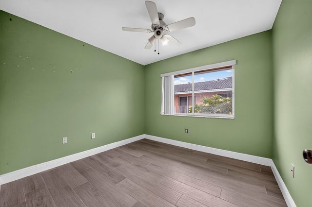 3291 NW 44th Street 2, Oakland Park, FL 33309