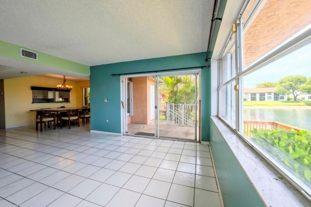 3291 NW 44th Street 2, Oakland Park, FL 33309