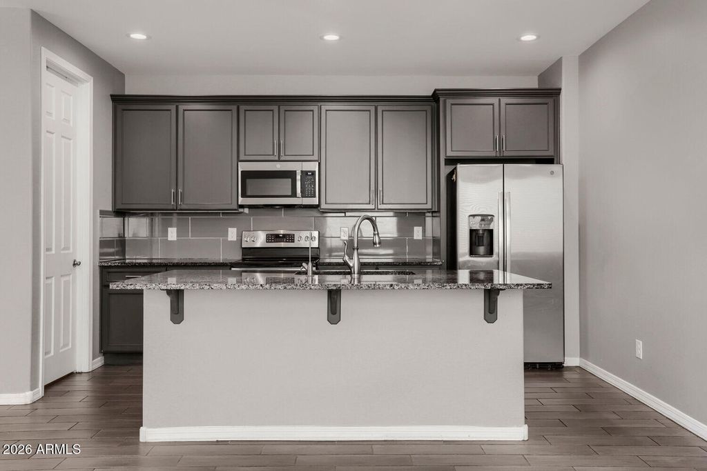 18050 W ELIZABETH Avenue, Goodyear, AZ 85338 — photo 4