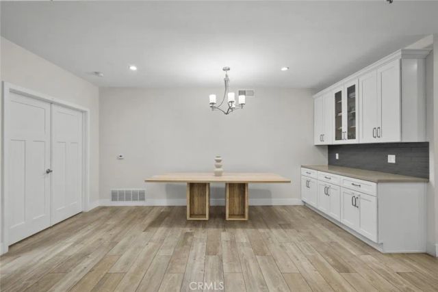 5350 White Oak Avenue 113, Encino, CA 91316