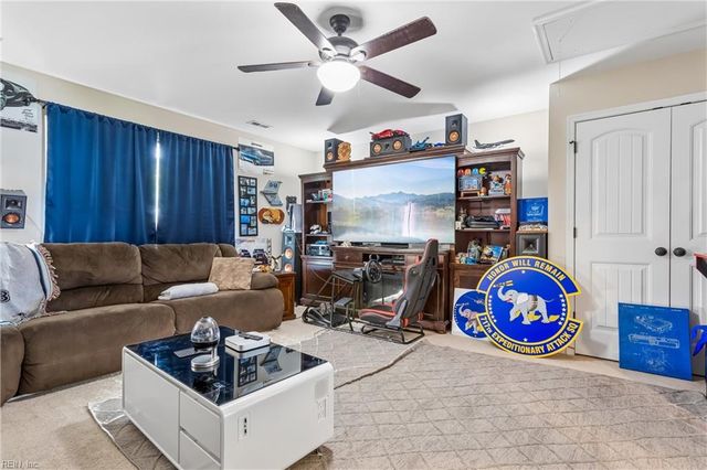 602 Westminster RCH, Smithfield, VA 23430