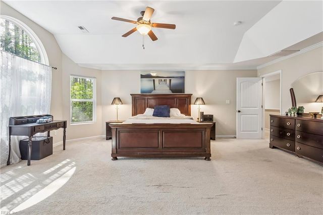 602 Westminster RCH, Smithfield, VA 23430