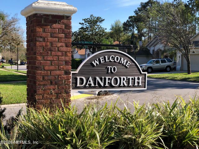 3753 SEA HAWK Street E, Jacksonville, FL 32224