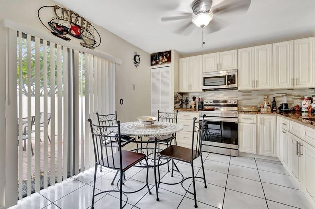 5531 Parkwalk Circle E, Boynton Beach, FL 33472