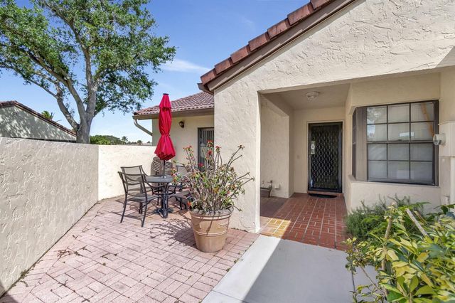 5531 Parkwalk Circle E, Boynton Beach, FL 33472