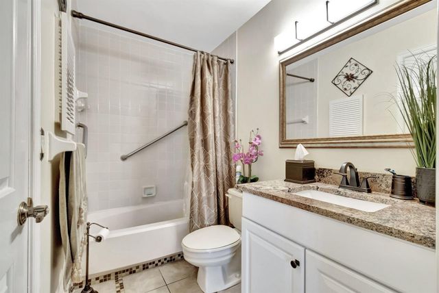 5531 Parkwalk Circle E, Boynton Beach, FL 33472