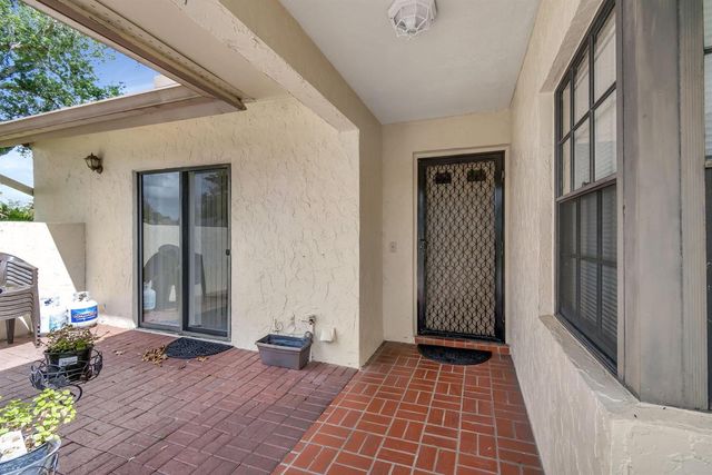 5531 Parkwalk Circle E, Boynton Beach, FL 33472
