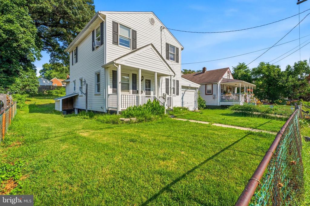 610 N STUART ST, Essex, MD 21221