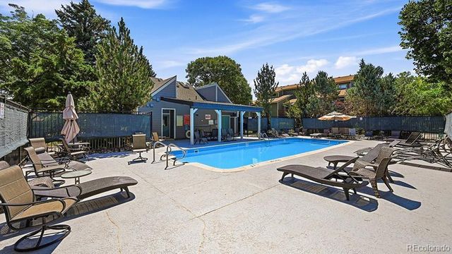 540 S Forest Street 10-103, Denver, CO 80246