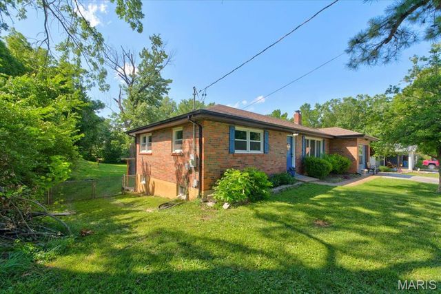 5159 Kerth Road, Mehlville, MO 63128