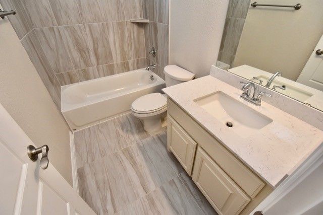 2604 Donella Drive, Denton, TX 76207