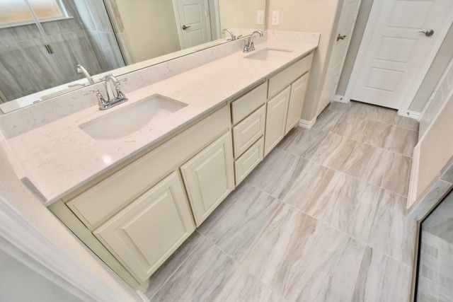 2604 Donella Drive, Denton, TX 76207