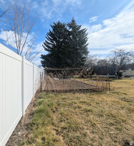 75 W 400 N, Smithfield, UT 84335