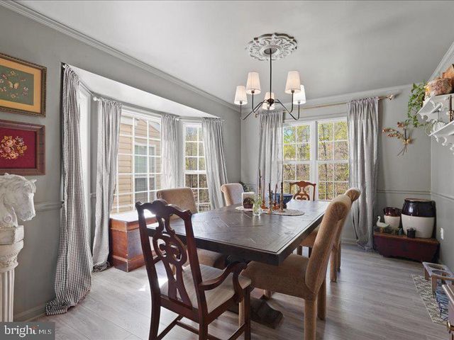 8 LAKESIDE DR, Stafford, VA 22554