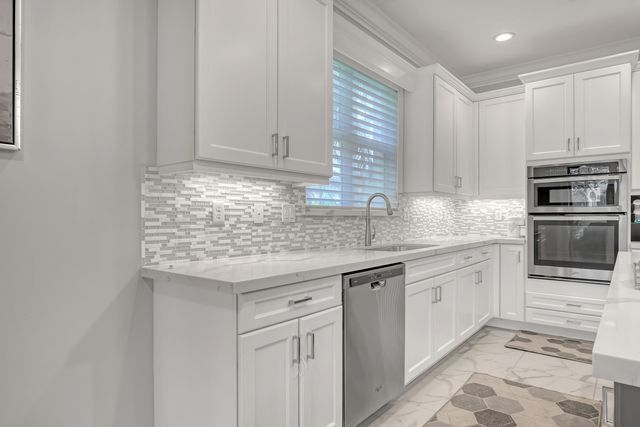 175 Tresana Boulevard 137, Jupiter, FL 33478