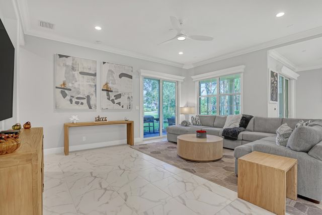 175 Tresana Boulevard 137, Jupiter, FL 33478