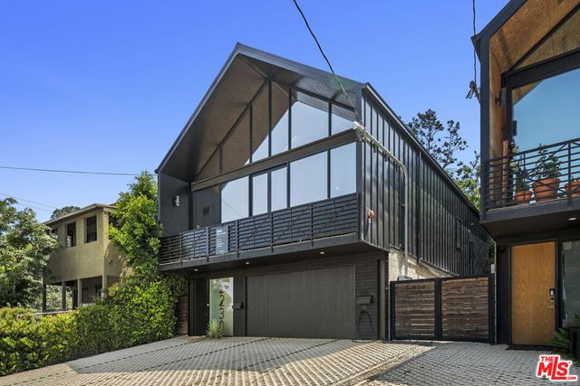 2230 Glendale Boulevard, Los Angeles, CA 90039