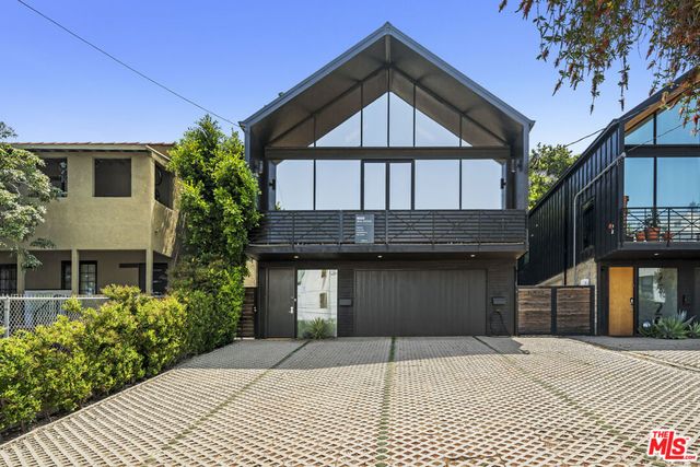 2230 Glendale Boulevard, Los Angeles, CA 90039