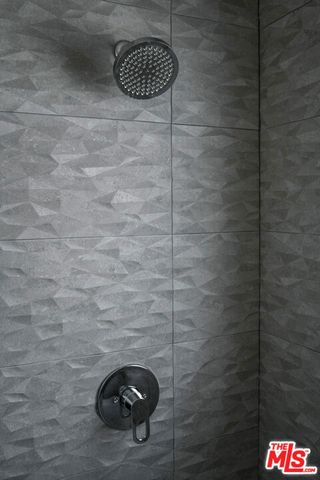 2230 Glendale Boulevard, Los Angeles, CA 90039