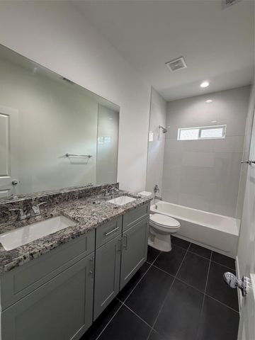304 Carlos Leal Drive, Dayton, TX 77535