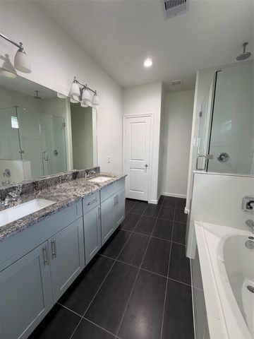 304 Carlos Leal Drive, Dayton, TX 77535